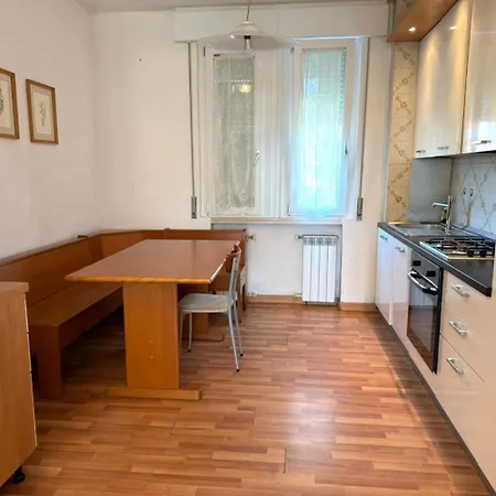 Near In 54747 Lägenhet Bibione